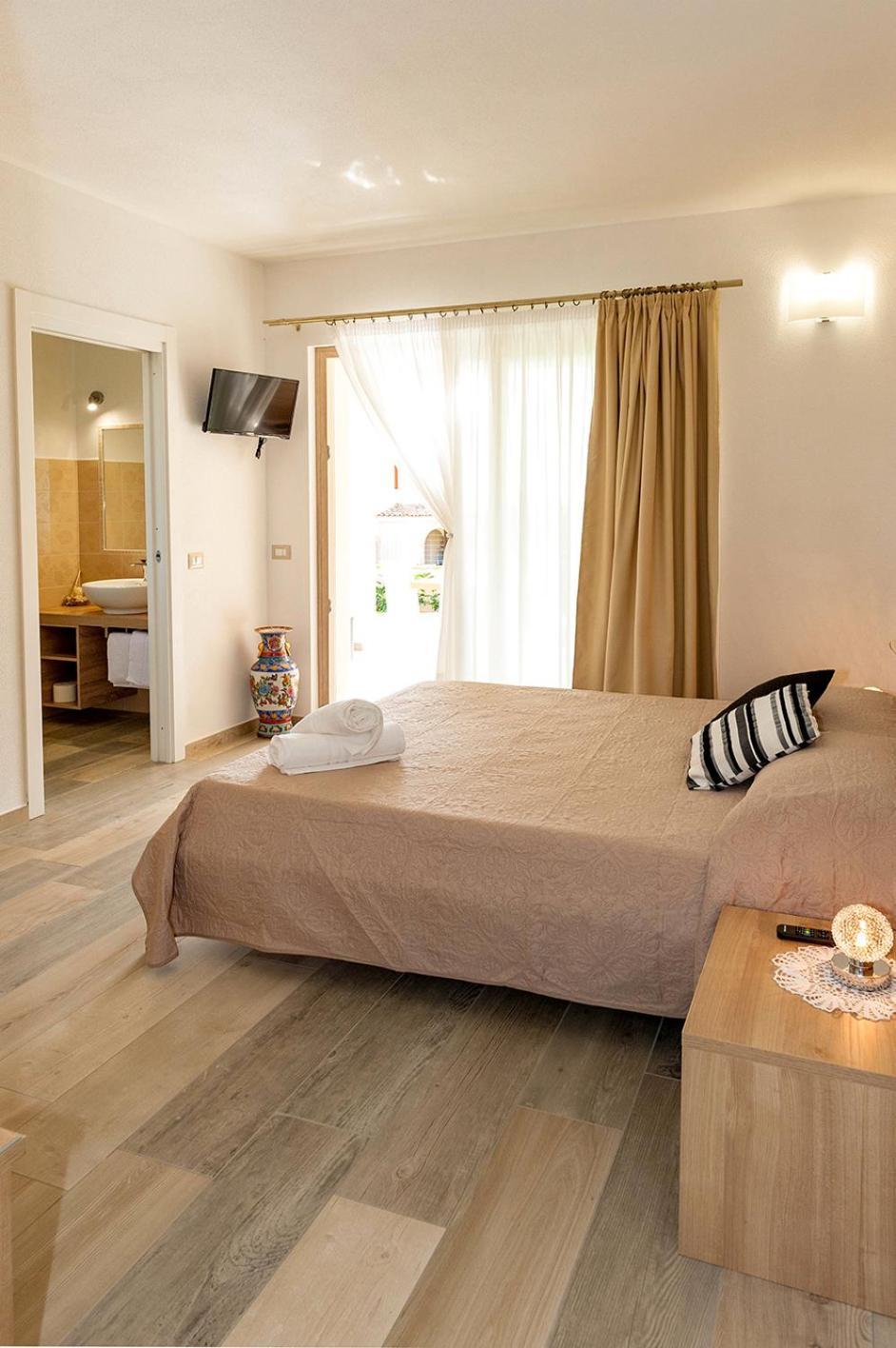 Molarotto Camere Con Angolo Cottura San Teodoro  Ngoại thất bức ảnh