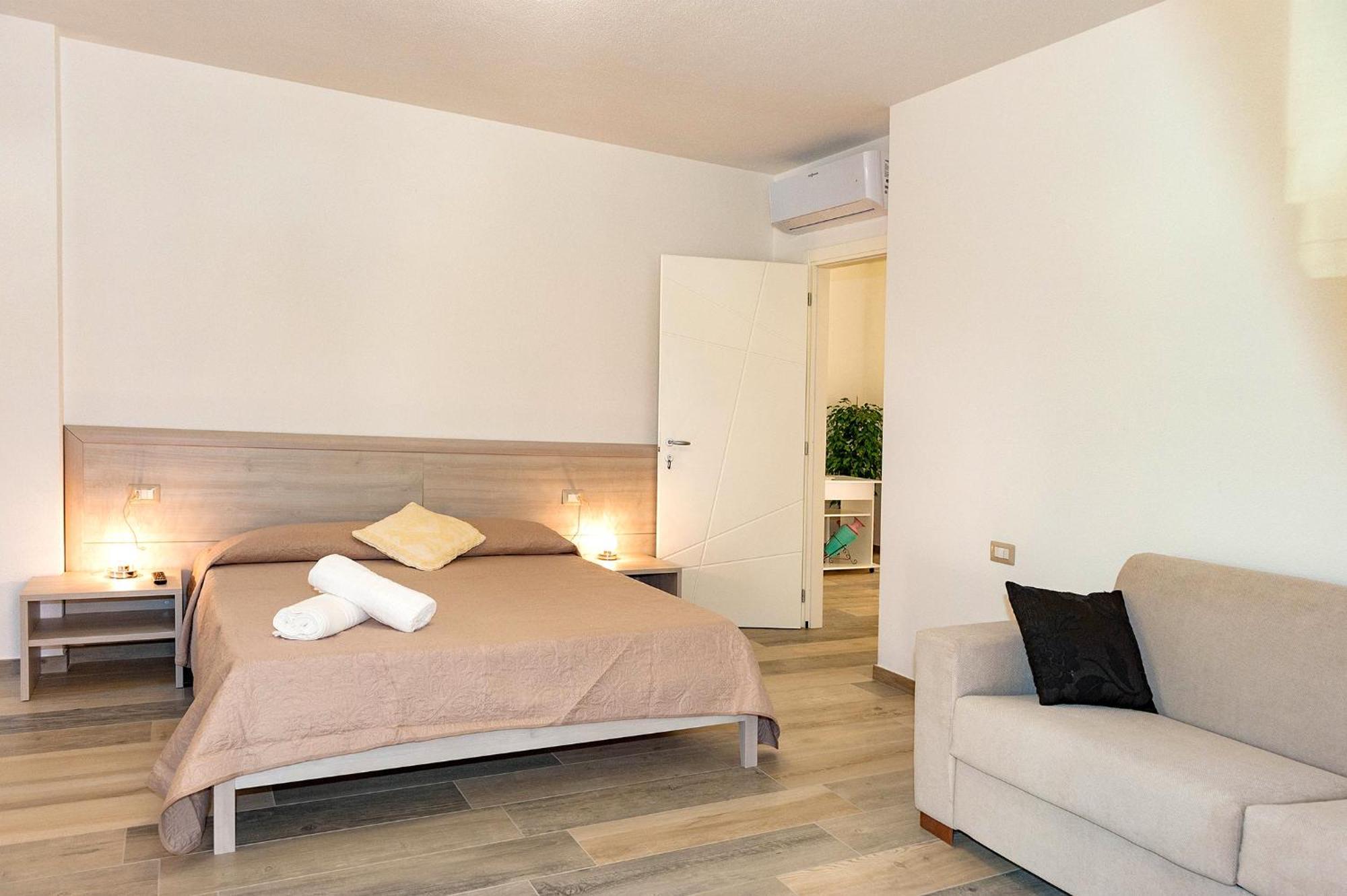 Molarotto Camere Con Angolo Cottura San Teodoro  Ngoại thất bức ảnh