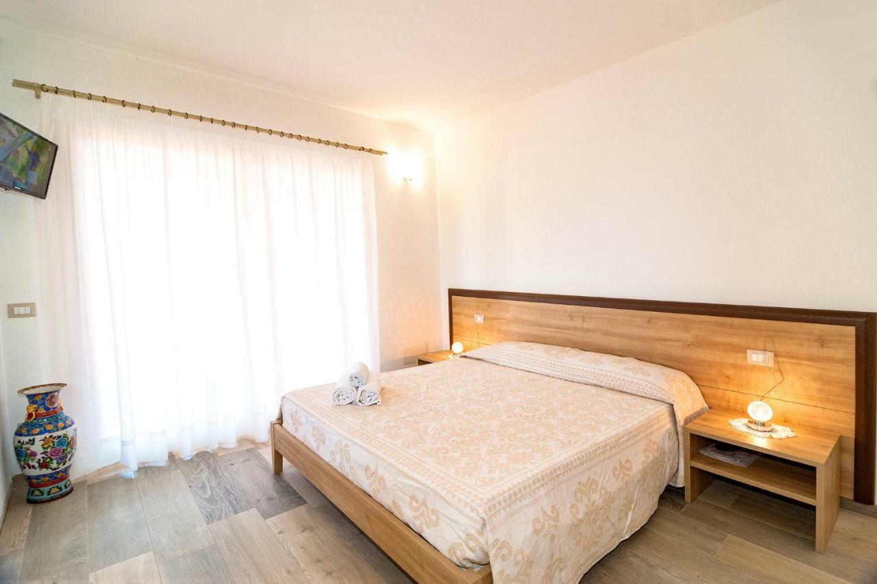 Molarotto Camere Con Angolo Cottura San Teodoro  Ngoại thất bức ảnh